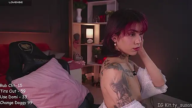 kitty pruu online show from March 18, 2026, 11:41 pm