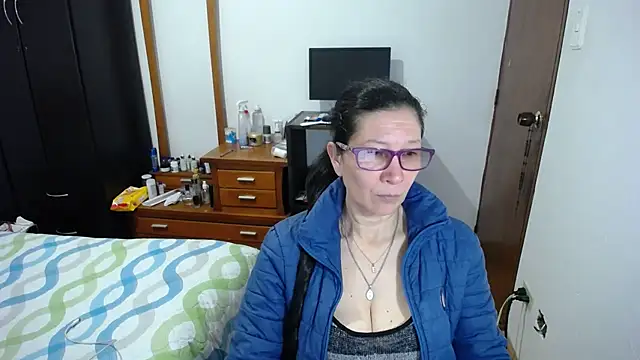 Snapshot of latin49 chatting on September 12, 2025, 4:34 am latin49 online show from September 12, 2025, 4:34 am