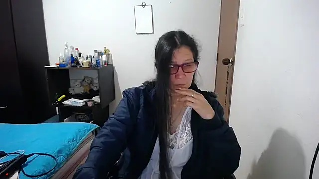 Snapshot of latin49 chatting on October 23, 2025, 3:39 am latin49 online show from October 23, 2025, 3:39 am