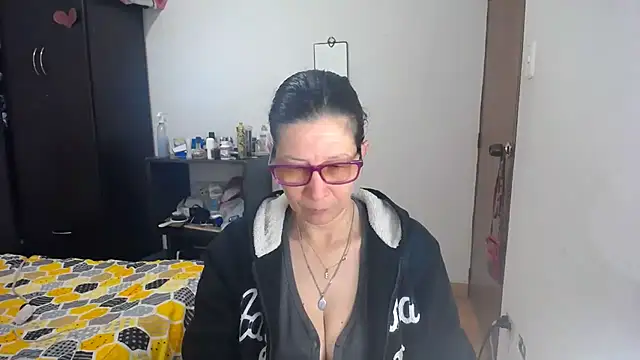 Snapshot of latin49 chatting on November 15, 2025, 4:43 am latin49 online show from November 15, 2025, 4:43 am