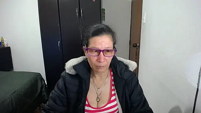 Snapshot of latin49 chatting on March 11, 2026, 4:18 am latin49 online show from March 11, 2026, 4:18 am