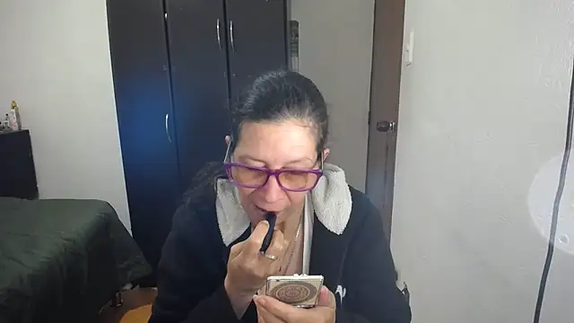 Snapshot of latin49 chatting on April 8, 2026, 4:34 am latin49 online show from April 8, 2026, 4:34 am