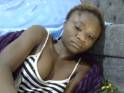 Snapshot of sweet_caci chatting on July 21, 2026, 12:18 pm sweet caci online show from July 21, 2026, 12:18 pm