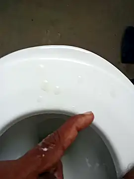 robinsan1010 online show from March 10, 2025, 5:43 am