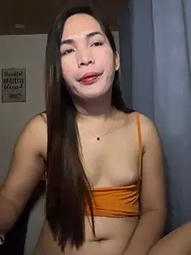 Snapshot of Msyensmith chatting on March 7, 2025, 12:26 am Msyensmith online show from March 7, 2025, 12:26 am