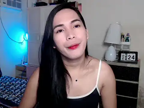 Snapshot of Msyensmith chatting on September 24, 2025, 12:47 am Msyensmith online show from September 24, 2025, 12:47 am