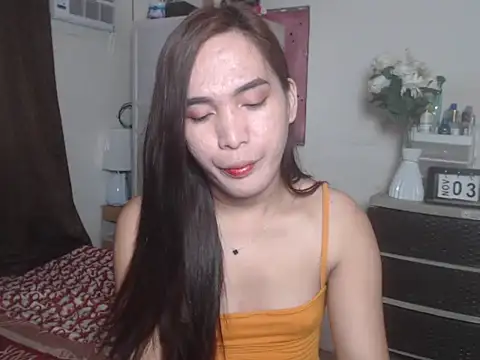 Snapshot of Msyensmith chatting on November 3, 2025, 4:58 am Msyensmith online show from November 3, 2025, 4:58 am