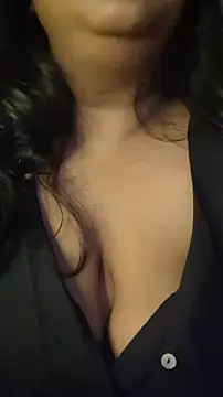 sassy horny online show from October 17, 2025, 11:29 pm