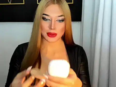 hotstellacumxxx online show from January 29, 2025, 3:33 am