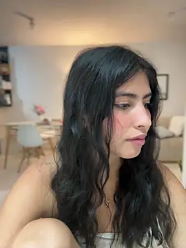 Snapshot of Gaby_zahir_ chatting on March 11, 2025, 12:39 pm Gaby zahir online show from March 11, 2025, 12:39 pm