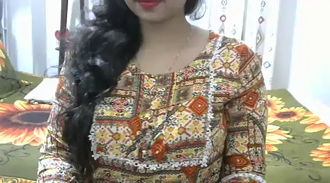 cutebengaligirl online show from January 3, 2025, 10:09 am