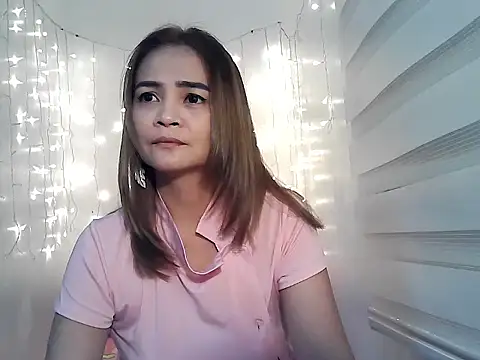 Snapshot of Kisses-13 chatting on January 6, 2025, 2:36 pm Kisses-13 online show from January 6, 2025, 2:36 pm