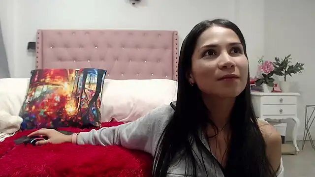 kimberlyshantal online show from January 22, 2025, 12:27 am