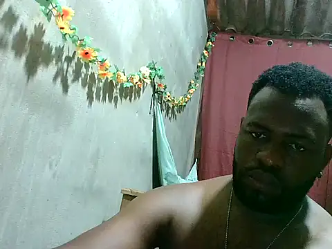 2ocmaxi online show from October 20, 2025, 8:09 pm