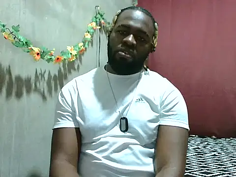 2ocmaxi online show from March 3, 2026, 6:36 pm