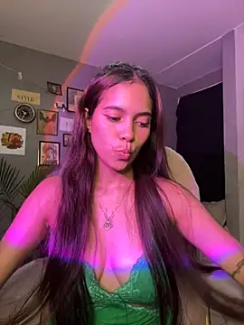 Sallye  online show from April 19, 2026, 2:33 am