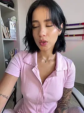 Ale Lewis online show from January 17, 2025, 8:22 pm