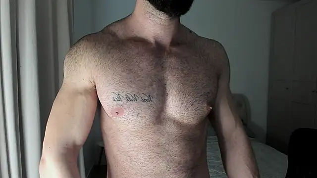 MichaelMasterss online show from February 9, 2026, 10:47 pm