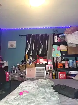 SexyNikki6969 online show from April 8, 2026, 4:29 pm