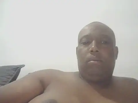 Snapshot of paulpovb chatting on November 22, 2025, 1:48 am paulpovb online show from November 22, 2025, 1:48 am