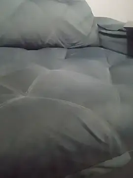 Snapshot of paulpovb chatting on January 14, 2026, 12:27 am paulpovb online show from January 14, 2026, 12:27 am