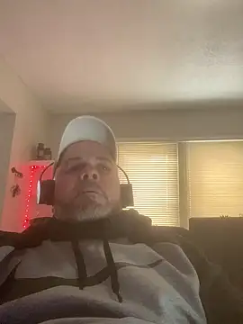 Snapshot of Cristian-Brayan chatting on February 9, 2025, 4:40 pm Cristian-Brayan online show from February 9, 2025, 4:40 pm