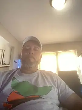 Snapshot of Cristian-Brayan chatting on February 20, 2025, 4:46 pm Cristian-Brayan online show from February 20, 2025, 4:46 pm