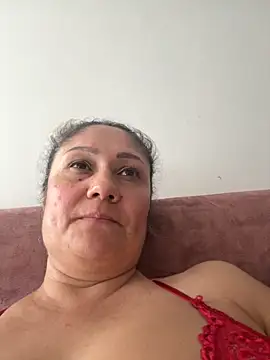 Snapshot of gabiTetas chatting on September 15, 2025, 7:03 pm gabiTetas online show from September 15, 2025, 7:03 pm