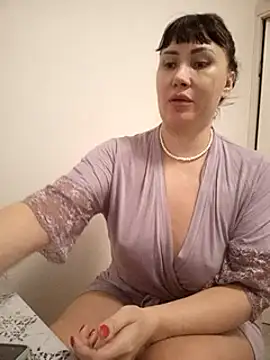 Snapshot of ROXOLANAA_SEXY chatting on March 2, 2025, 5:47 pm ROXOLANAA SEXY online show from March 2, 2025, 5:47 pm