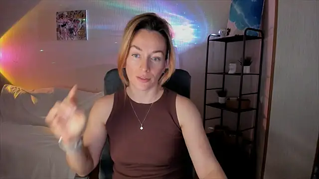 Snapshot of RebeccaMartinez chatting on November 13, 2025, 8:24 am RebeccaMartinez online show from November 13, 2025, 8:24 am