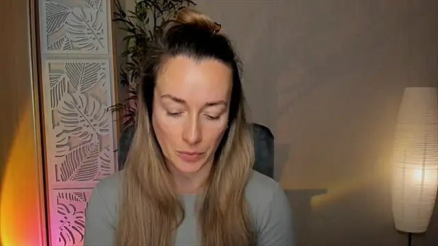 Snapshot of RebeccaMartinez chatting on February 25, 2026, 7:07 am RebeccaMartinez online show from February 25, 2026, 7:07 am