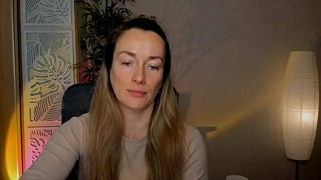 Snapshot of RebeccaMartinez chatting on March 1, 2026, 6:26 am RebeccaMartinez online show from March 1, 2026, 6:26 am