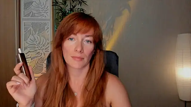Snapshot of RebeccaMartinez chatting on June 26, 2026, 9:03 am RebeccaMartinez online show from June 26, 2026, 9:03 am