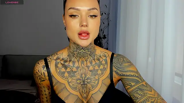 pantera flashh online show from April 18, 2026, 9:02 am