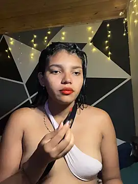 Snapshot of emilyharber chatting on September 20, 2025, 6:42 pm emilyharber online show from September 20, 2025, 6:42 pm