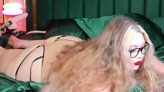 rosal1a online show from April 6, 2026, 11:27 pm