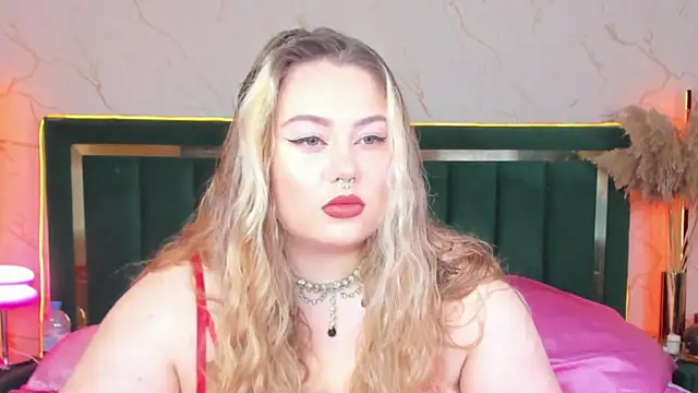 Snapshot of rosal1a chatting on July 14, 2026, 6:24 pm rosal1a online show from July 14, 2026, 6:24 pm