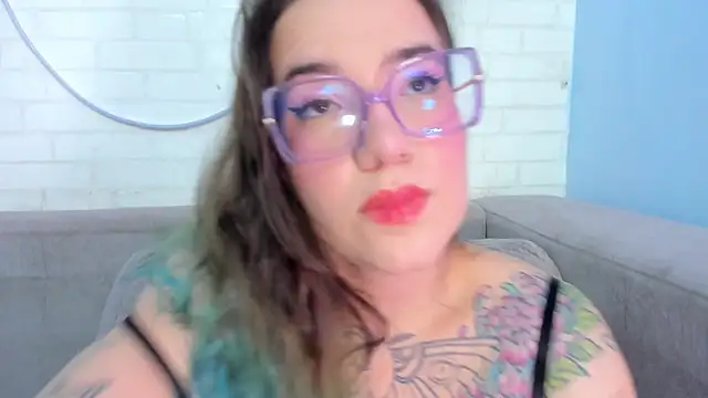 Snapshot of DEVA_BLUE_ chatting on February 26, 2025, 5:31 am DEVA BLUE  online show from February 26, 2025, 5:31 am