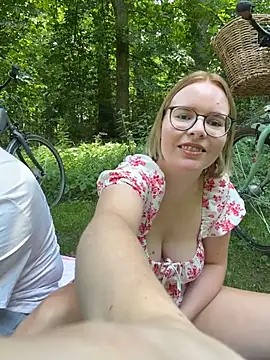 Snapshot of LucyFoxLulu chatting on July 17, 2026, 1:51 pm LucyFoxLulu online show from July 17, 2026, 1:51 pm