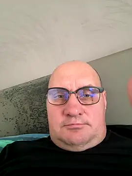 vanjbi45 online show from September 18, 2025, 6:59 am