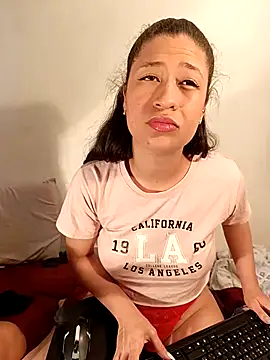 AmazingFuckCam online show from February 22, 2025, 10:09 pm