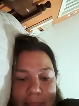 Snapshot of Mahluca chatting on September 27, 2025, 3:44 am Mahluca online show from September 27, 2025, 3:44 am