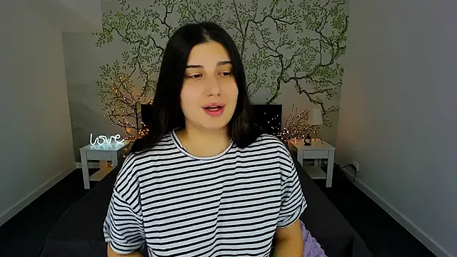 Snapshot of Linda_EX chatting on January 27, 2025, 7:14 am Linda EX online show from January 27, 2025, 7:14 am