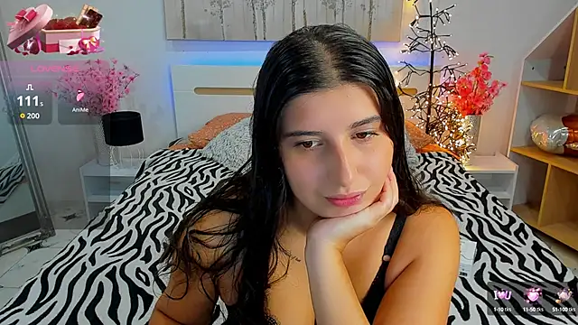 Snapshot of Linda_EX chatting on October 8, 2025, 4:32 am Linda EX online show from October 8, 2025, 4:32 am