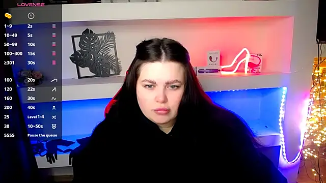 Emily Mo online show from January 19, 2025, 6:42 am