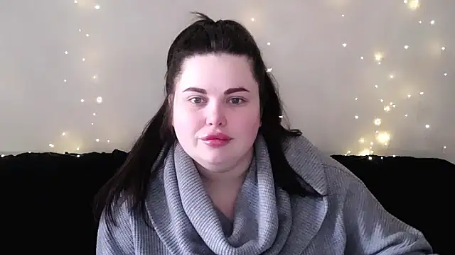 Emily Mo online show from March 12, 2026, 6:41 am