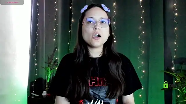 shantalc3rezo online show from February 17, 2025, 6:37 pm