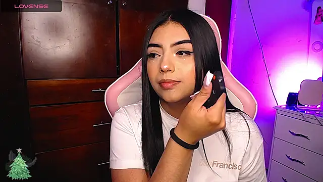 eva six online show from January 25, 2025, 12:48 am