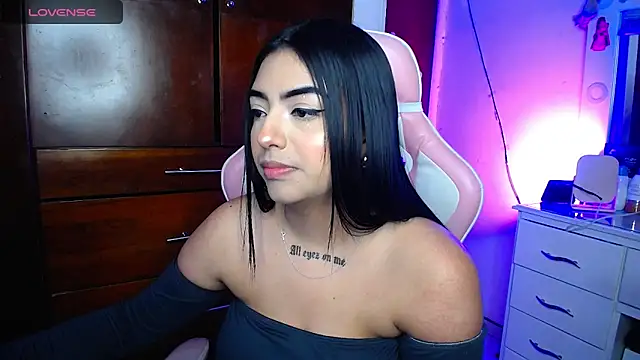 eva six online show from February 18, 2025, 10:36 pm