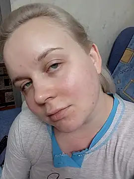 Snapshot of Karolina_love_ chatting on September 17, 2025, 9:38 pm Karolina love  online show from September 17, 2025, 9:38 pm